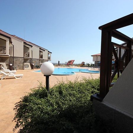 Menada Imperial Heights Villas Sunny Beach Eksteriør billede