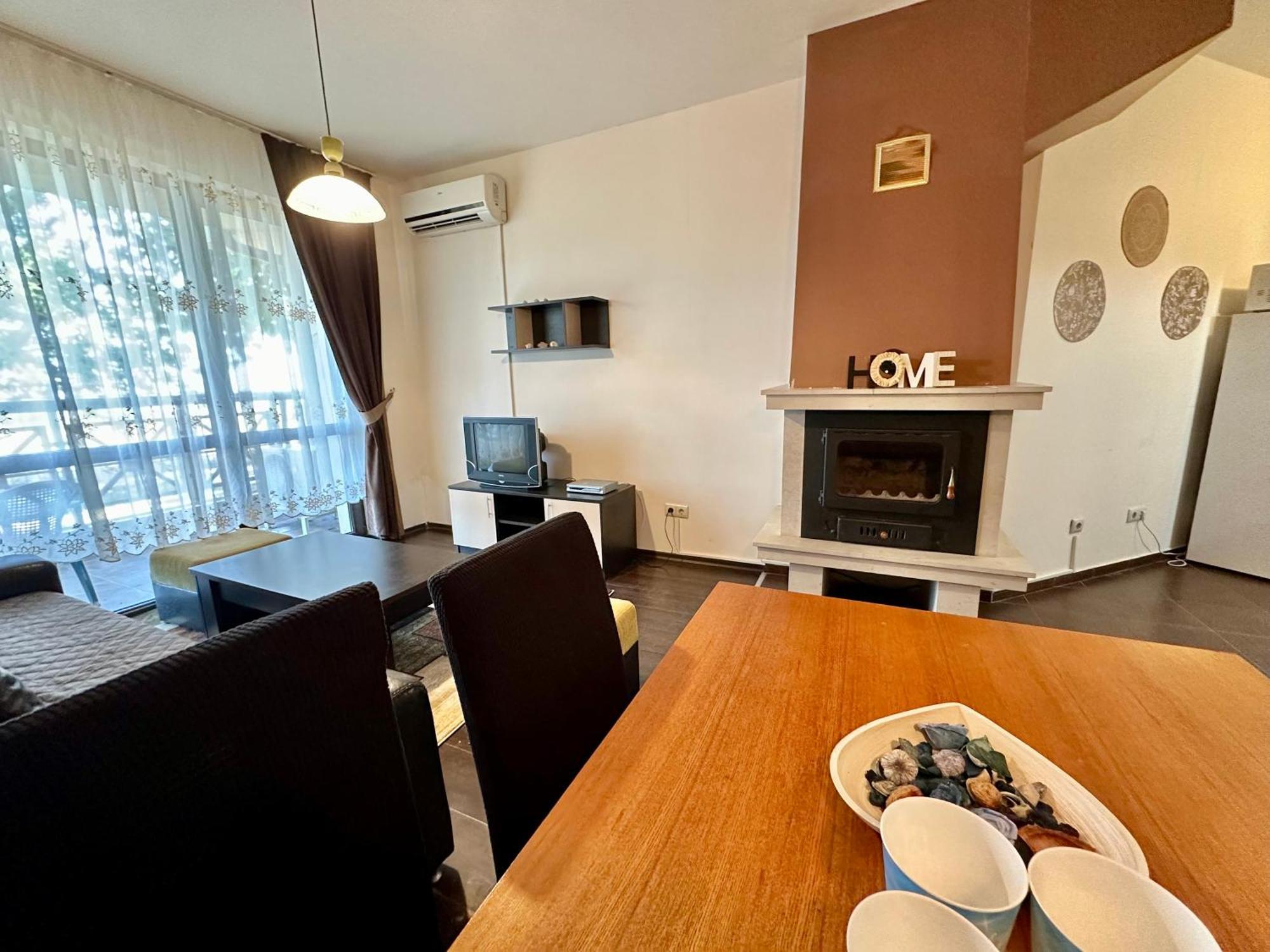 Menada Imperial Heights Villas Sunny Beach Eksteriør billede